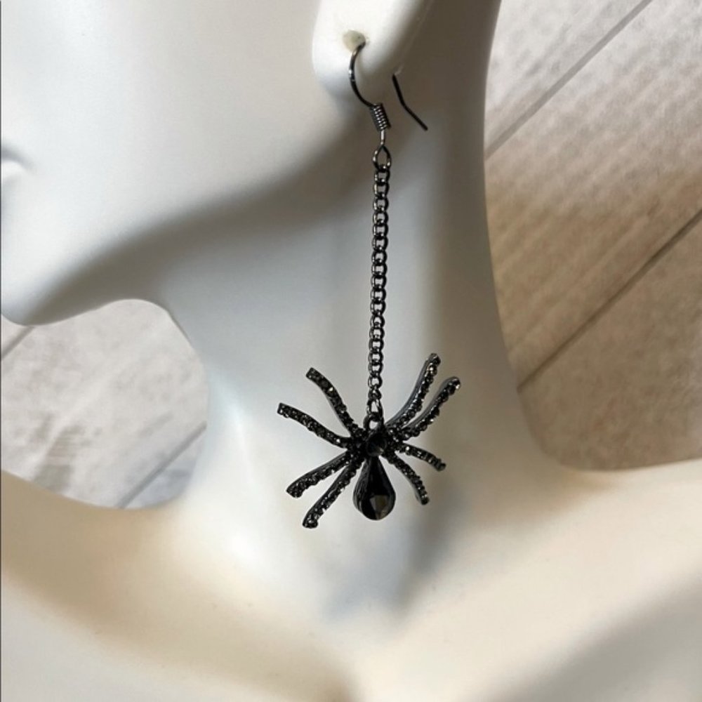 Halloween Spider Black Rhinestone Dangle Earrings